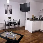 Luxury Central Apartment